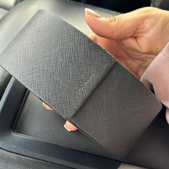 PRADA SUNGLASSES 🕶️🔥🔥 - Picture 9 of 9